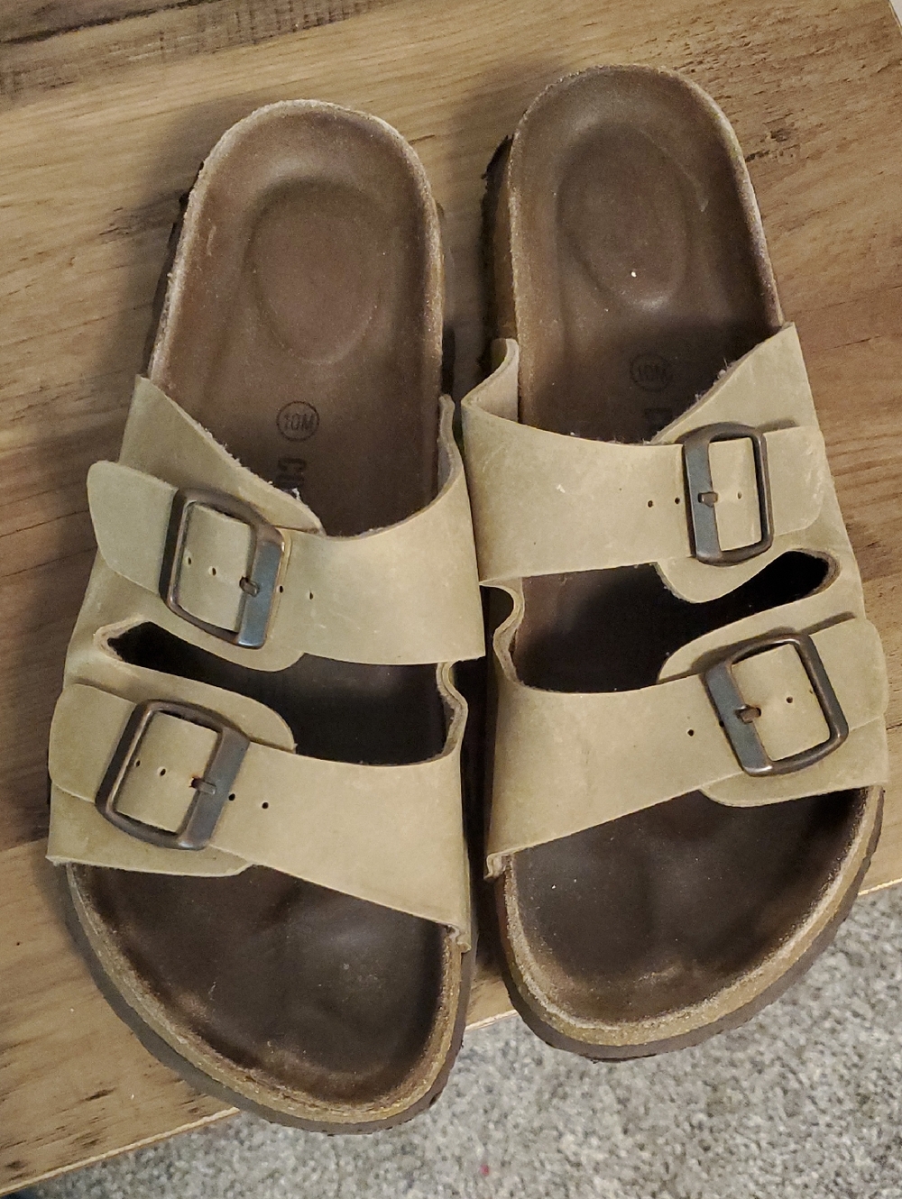 Women’s Double-Buckle Slide Sandals in Tan